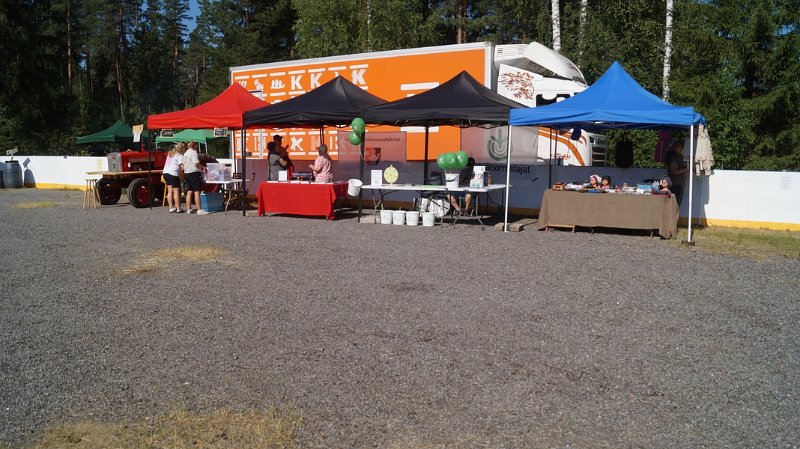 Näytteileasettajat5.jpg